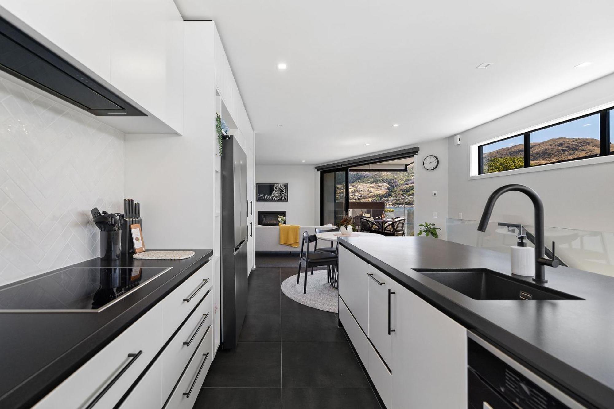 Homestead Retreat - 2 Bedroom - Lake View Queenstown Buitenkant foto