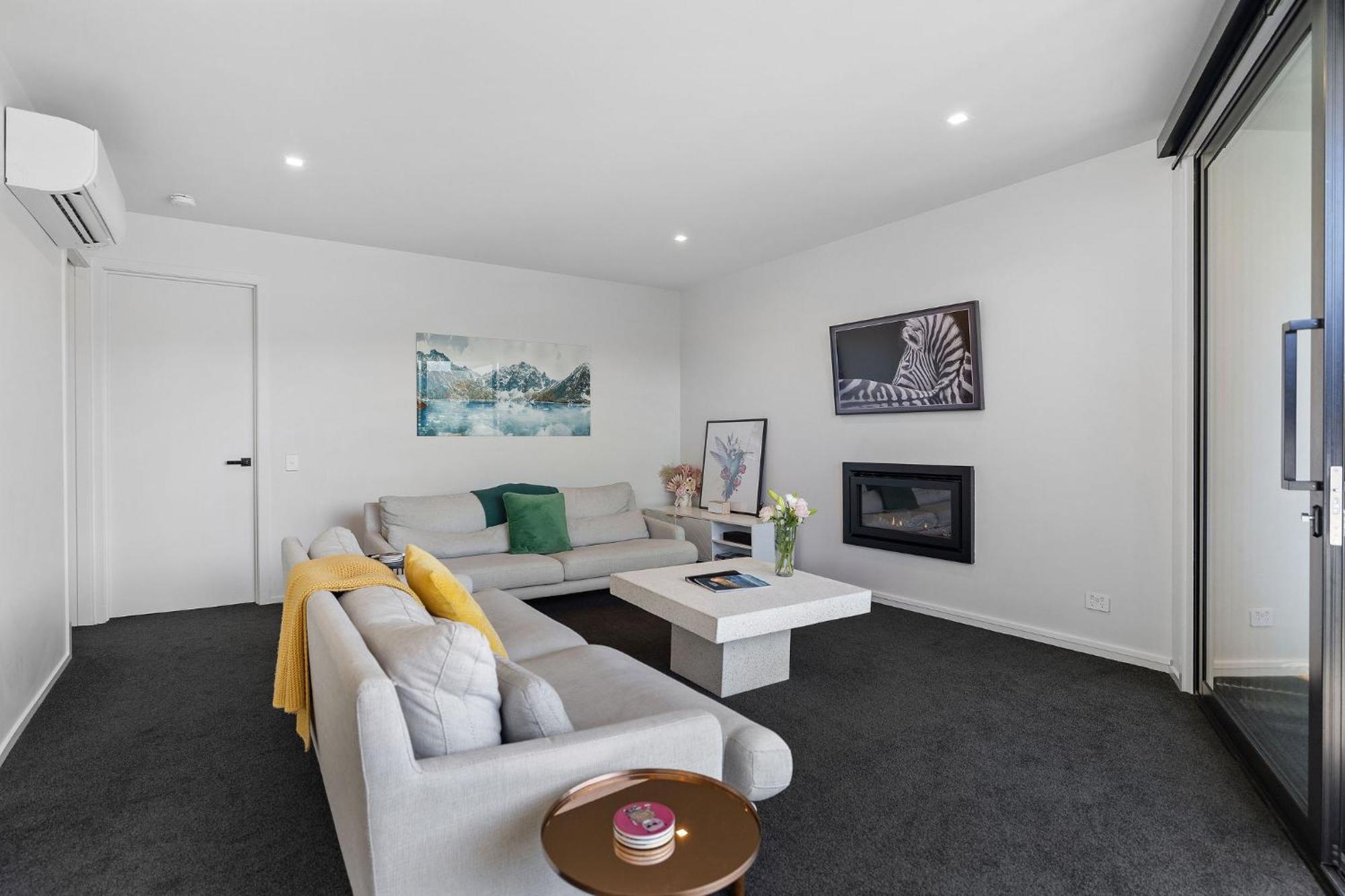 Homestead Retreat - 2 Bedroom - Lake View Queenstown Buitenkant foto