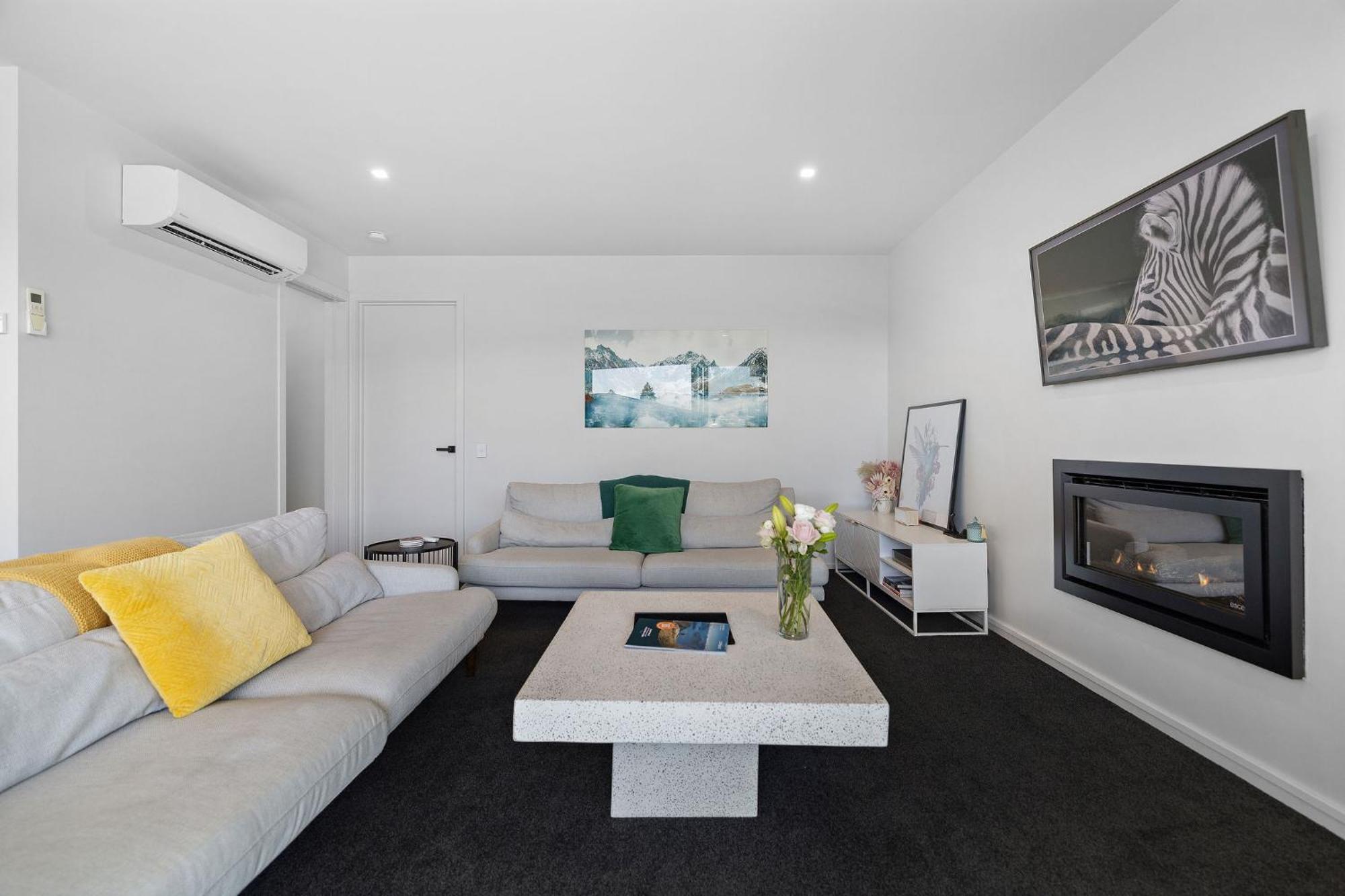 Homestead Retreat - 2 Bedroom - Lake View Queenstown Buitenkant foto
