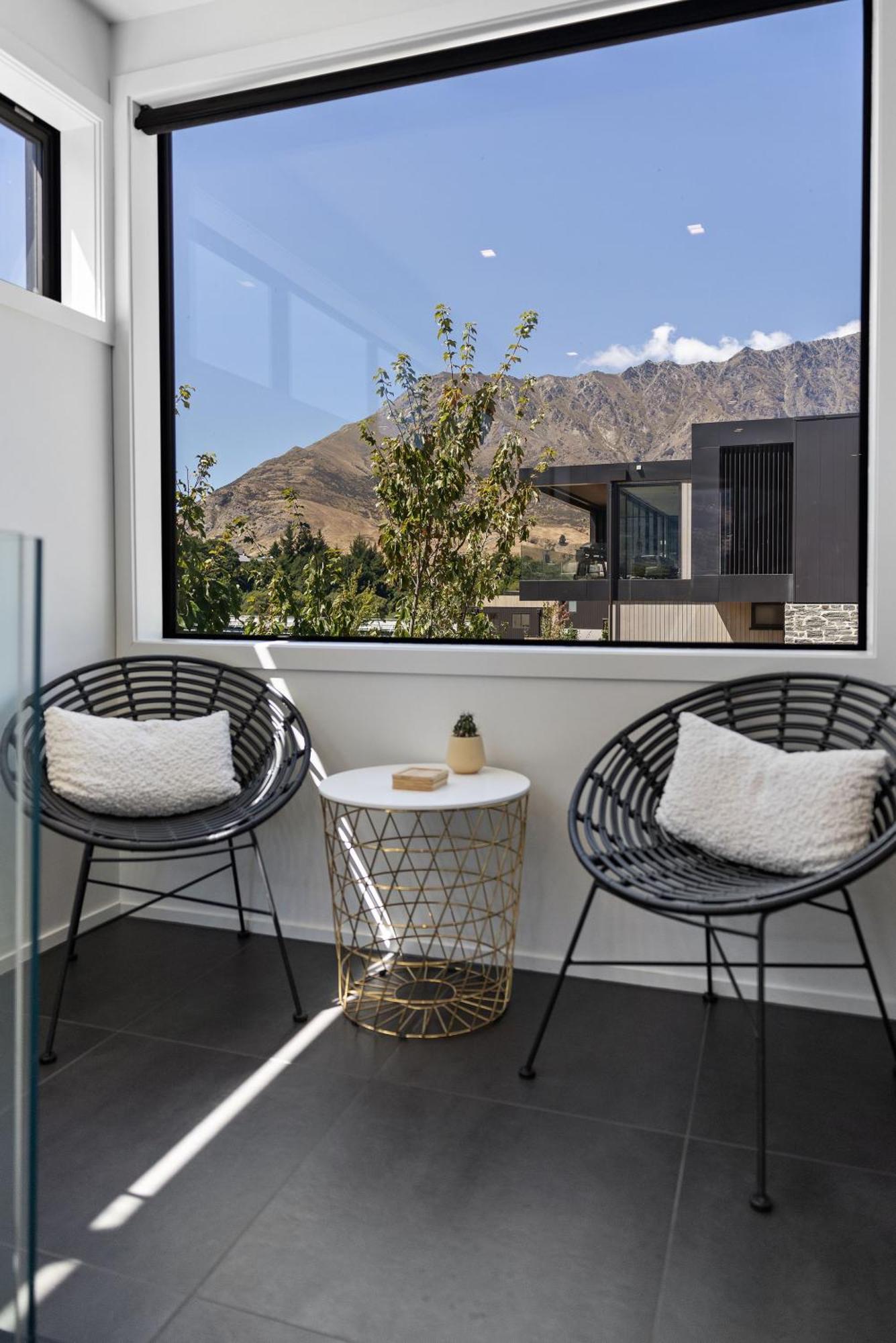 Homestead Retreat - 2 Bedroom - Lake View Queenstown Buitenkant foto
